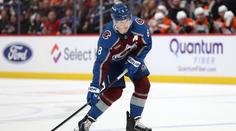 Hvězdný Kanaďan podepsal rekordní smlouvu. Stal se nejlépe placeným hráčem historie NHL