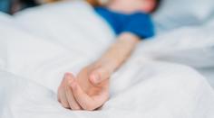 Maxík (†15) snědl jablečný koláč od babičky. Za pár dní zemřel