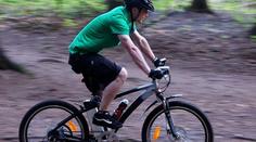 Cyklista se na Ostravsku projížděl nahý! Jeho důvod byl kuriózní