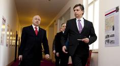 Ministři rozhodou o povodňových dluhopisech