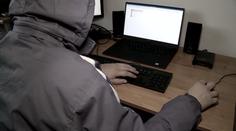 Žena si kvůli podvodníkovi půjčila statisíce. Tvrdil, že ho přepadli piráti
