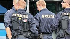 Policie dopadla muže, který měl vyloupit banku v Ústí. Našla i peníze