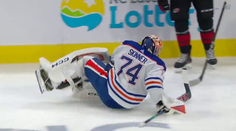 Pukem do hlavy a pád na zadek. Edmonton měl při rozbruslení den blbec