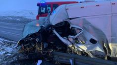 Čelní srážka aut na Žatecku. Dva lidé jsou ve vážném stavu