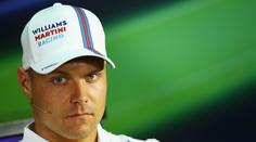 Bottas jako první bere trestné body. V tomhle vyhrát nechtěl!