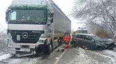 Slovensko trápí sněhová kalamita, tisíce domovů jsou bez proudu