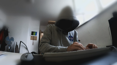 Českem se šíří výhrůžný e-mail. Znepokojilo mě to kvůli rodině, říká muž