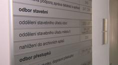 Zemětřesení ve státní správě? Vláda prosadila první krok ke snazšímu odvolávání úředníků