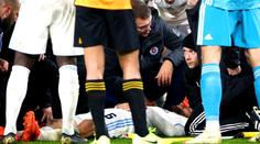 Horor v Evropské lize: Hráč Slovanu byl v bezvědomí, nehrálo se 11 minut