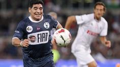 Diego Maradona podstoupil operaci mozku, cítí se dobře