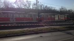 Celá Praha hledá vraha z tramvaje! V terénu jsou desítky policistů