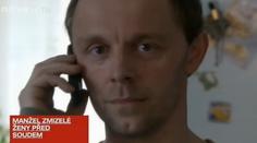 KAUZA PAUR: Před rokem mu záhadně zmizela žena, je zpět u soudu