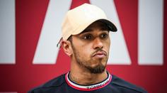 Pokuty v F1 budou dramaticky stoupat. Piloti v čele s Hamiltonem zuří