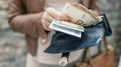 Výhody a nevýhody přijetí eura: Experti objasnili, kdo by z něj v Česku nejvíc těžil