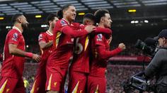 Liverpool porazil Chelsea a zůstává první, outsider málem obral City