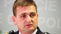 Policejní prezident možná podváděl! Opsal Červíček bakalářskou práci?