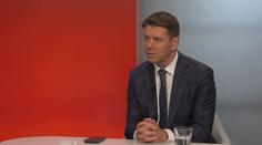 Rvačky do politiky nepatří. Nejsme na tom tak zle jako Slováci, řekl Skopeček