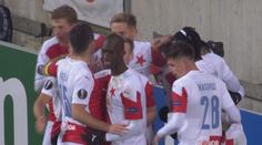 Čest českých klubů zachránila Slavia. Nad Beer Ševou vyhrála o tři góly