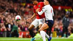 Manchester překvapivě obral o body rozjetý Liverpool