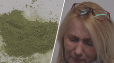Kratom mi vzal dceru, pláče matka zesnulé dívky. Policie před ním varuje