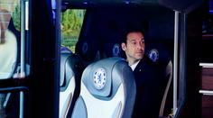 Chelsea nemá peníze na letadlo. Kvůli sankcím tým stráví deset hodin v buse