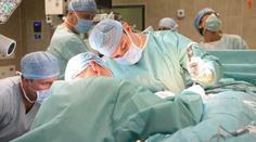 ZÁZRAK V IKEMu: Chirurgové provedli "kruhovou" transplantaci ledvin sedmi pacientům