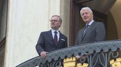 Bill Clinton by strčil do kapsy Trumpa i Bidena, říká politolog Jelínek