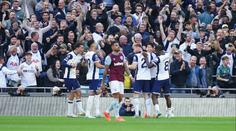 West Ham v derby schytal ostudný debakl, Arsenal zaskočil outsider
