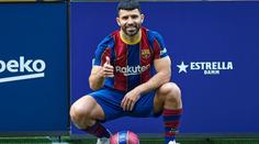 Další pohroma pro Barcelonu, hvězdná posila Agüero je zraněná