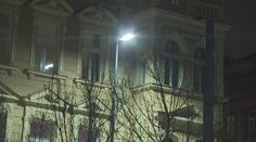 Pražské lampy dostávají nová LED světla. Lidem ale vadí jejich intenzita