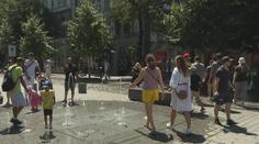 Praha má mapu míst, kde se lze ochladit. Je v ní přehled pítek a fontán, říká Komrsková