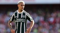 Hráč United je obviněn z domácího násilí. Měl napadnout těhotnou přítelkyni