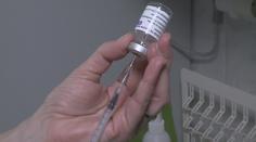 Další fáze očkování v Česku. Na řadu přijdou učitelé a lidé starší 70 let