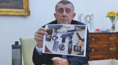 Útočník šel za Babišem s pistolí a nožem. Policie zveřejnila podrobnosti