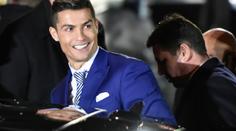 Ronaldovi spočítali peníze. Bere 2 miliardy, platí i za mlčenlivost