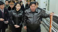 Spekulace o novém vůdci KLDR sílí. Kim tráví čas s dcerou netradičním způsobem