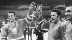 Hokejová legenda slaví významné jubileum, Jiřímu Holíkovi je osmdesát