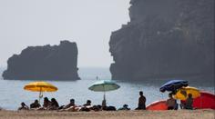 Hromadná otrava v turistickém ráji. Desítky lidí po koupání skončily v nemocnici