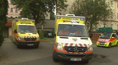 Neštěstí ve vyškovské nemocnici. Pacient vyskočil z okna a zemřel