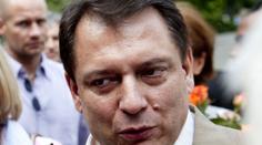 Paroubek chce pro bohaté daň 40 procent