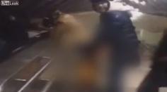 Sex v metru: Dvojice si to rozdala před vlastním dítětem! VIDEO
