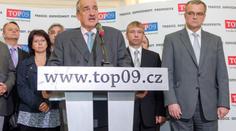 Smyčka kolem TOP 09 se stahuje: Do stranické kasy putovaly podivné peníze