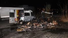 Muž zapálil karavan se třemi lidmi uvnitř. Hrozí mu 12 let vězení