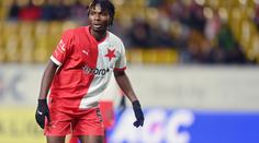 UEFA rozhodla o trestu pro obránce Slavie. V boji o EL bude Pražanům chybět