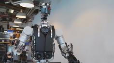 I manuální pracovníci jsou v ohrožení. Firma vyvíjí roboty pro práci ve fabrice