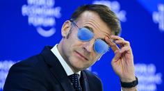 Macron se skryl za sluneční brýle. Lidé spekulují, že ho zbila manželka