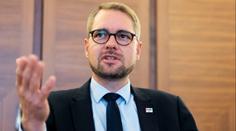 TOP 09 má nového předsedu. Do čela strany zvolili Matěje Ondřeje Havla