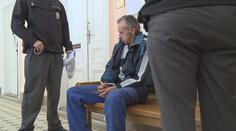 Muž kvůli penězům napadl invalidního otce. Hrozí mu 10 let