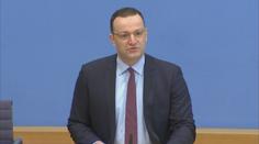 Německo obrátilo. Exministr chce nelegální migranty deportovat ven z EU