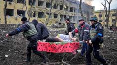 V bombardované nemocnici byla zraněna i známá blogerka. Teď porodila holčičku